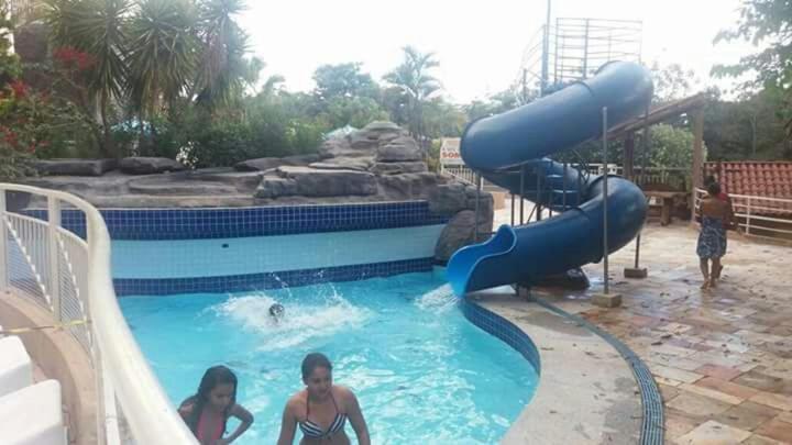 Ecologic Park Ap 2 Quartos Para 7 Pessoas 1Park Aquatico 10 Piscinas Termais Caldas Novas Kültér fotó